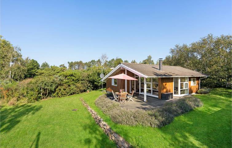 Ferienhaus für 4 Personen, mit Terrasse und Garten in Orø - 2