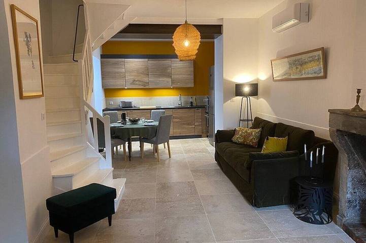 Location de vacances pour 5 personnes, animaux acceptés à Noyers