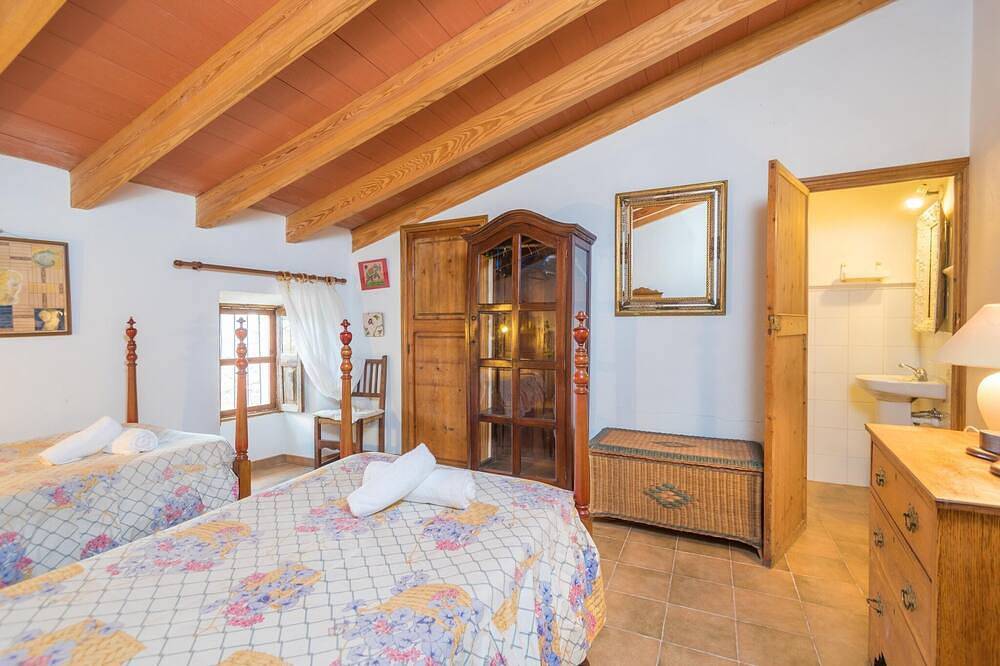 Ca Na Carme (alaronera) - House In Alaró in Alaró, Majorca Center