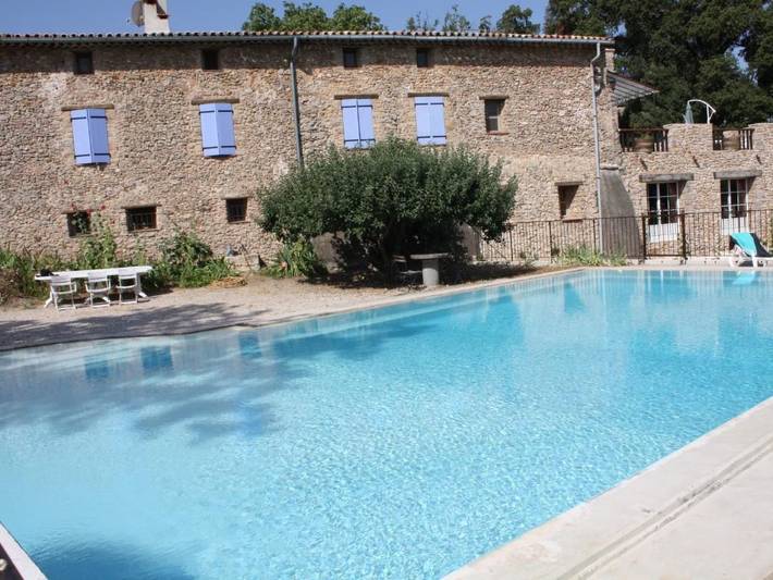 Gîte pour 2 personnes, avec jardin et piscine à Signes - 2