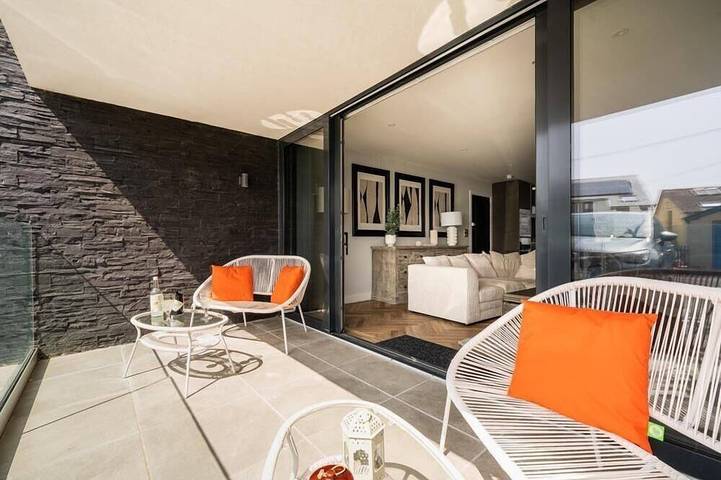 Holiday apartment for 4 people, with balcony and garden as well as pool - 1