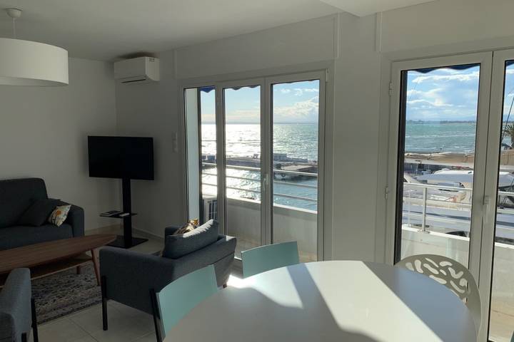Gîte pour 6 personnes, avec balcon, adapté aux familles dans Le Vieux Phare Du Grau Du Roi - 2