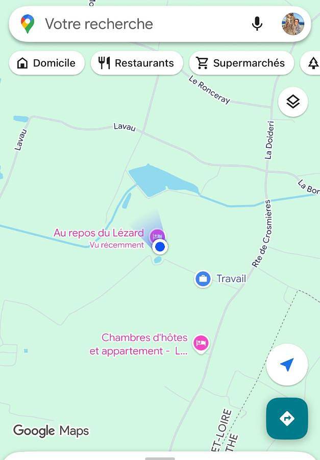 Gîte pour 3 personnes, avec piscine ainsi que vue et jardin à Durtal - 2