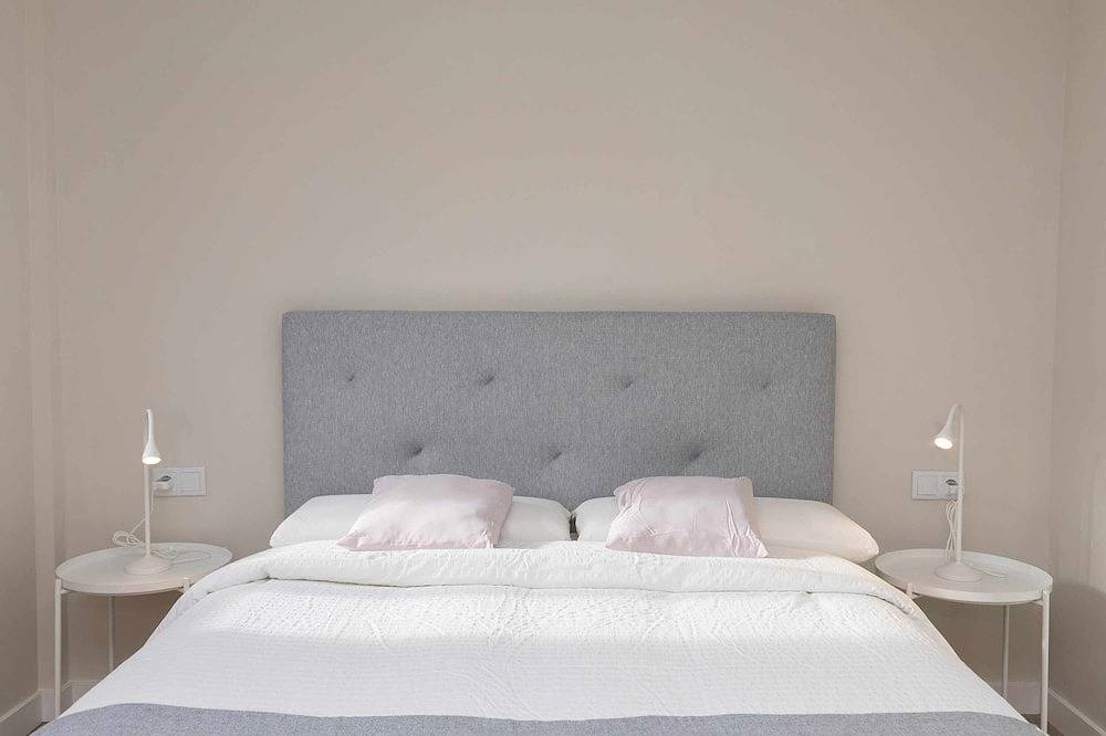 Entire apartment, Casa Ikuspe by Bevalle in Panticosa, Spanish Pyrenees