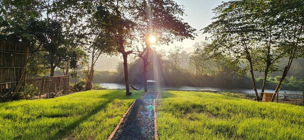 Location de vacances pour 2 personnes, avec vue et jardin à Pai