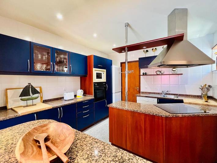 Location de vacances pour 8 personnes, avec terrasse et piscine dans Vila Chã - 4