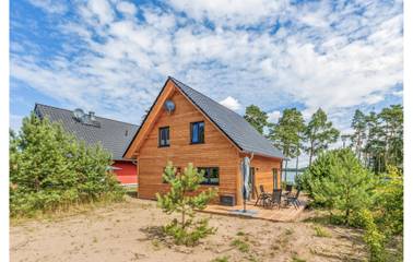 Ferienhaus für 8 Personen, mit Garten und Sauna sowie Terrasse in Mecklenburgische Seenplatte