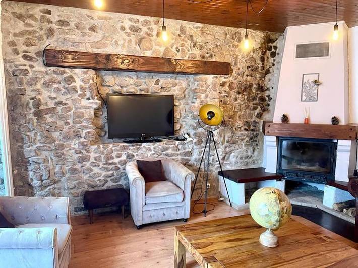 Location de vacances pour 10 personnes, avec Terrasse et Jardin à Annonay