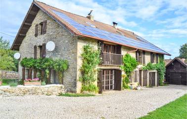 Ferienhaus für 15 Personen, mit Garten und Terrasse sowie Pool in Franche-Comté