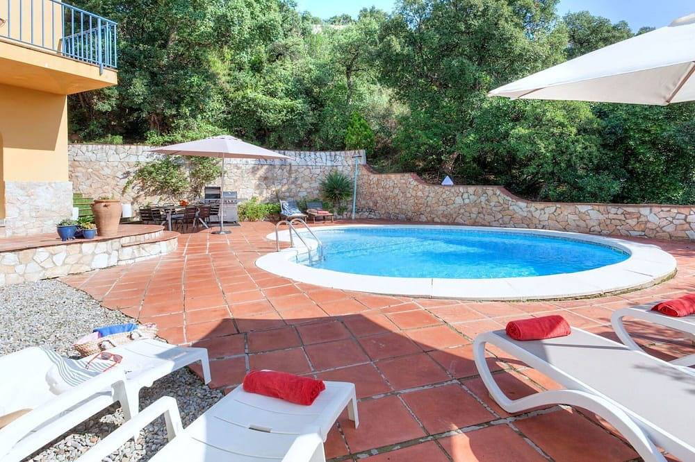 Casa vacanza a Costa Brava a partire da 410€ a notte