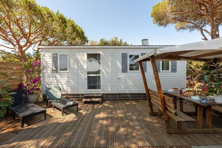 Location de vacances pour 4 personnes, avec jardin et terrasse dans Plage Du Pradeau