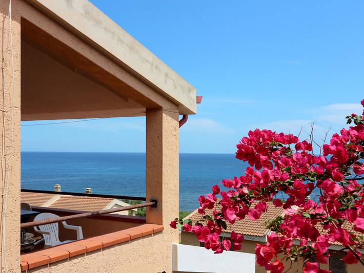Ferienwohnung für 4 Personen, mit Balkon/Terrasse und Balkon sowie Terrasse auf Sardinien