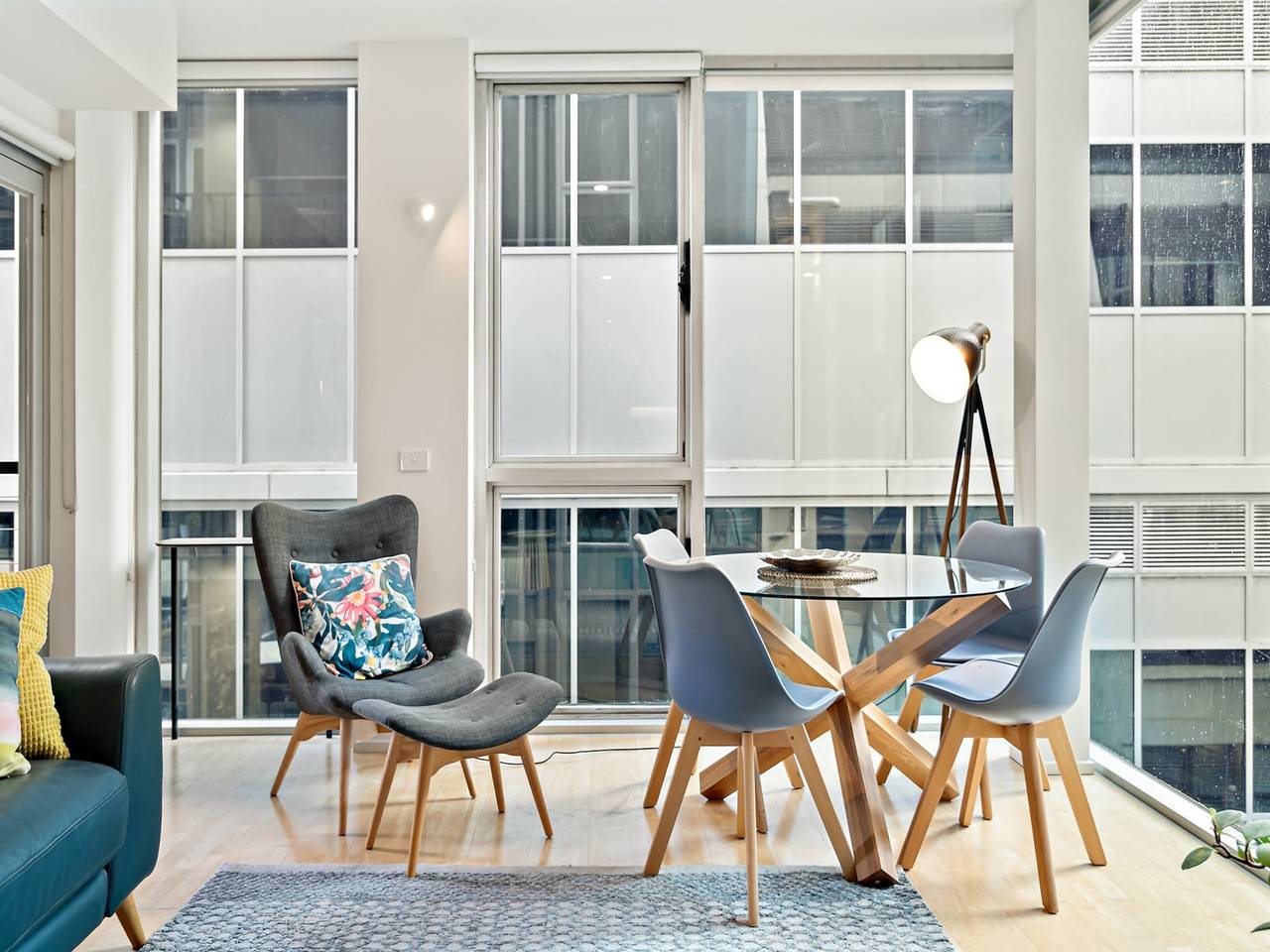 Entire apartment, Modern, renovated apartment in Melbourne Cbd in Melbourne, Victoria