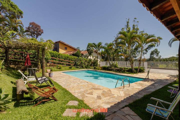 Casas e apartamentos de temporada para 20 pessoas, com vista para o lago em Igaratá