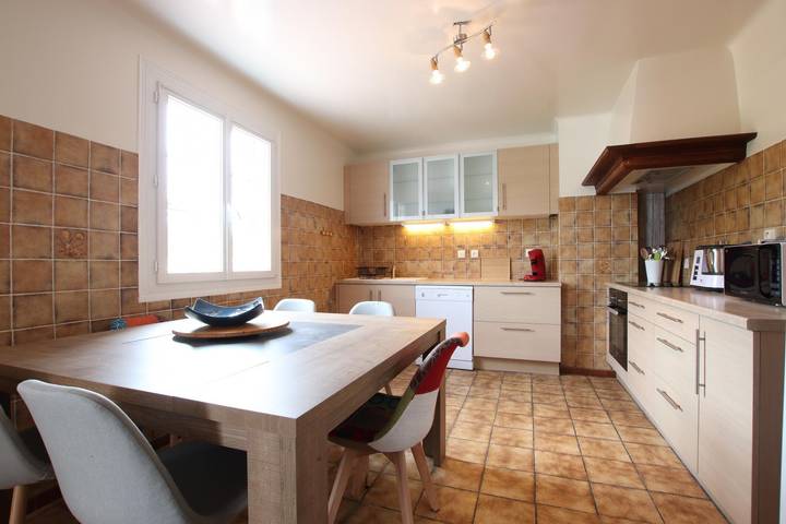 Gîte pour 5 personnes, avec jardin à Saint-Jean-le-Vieux - 3