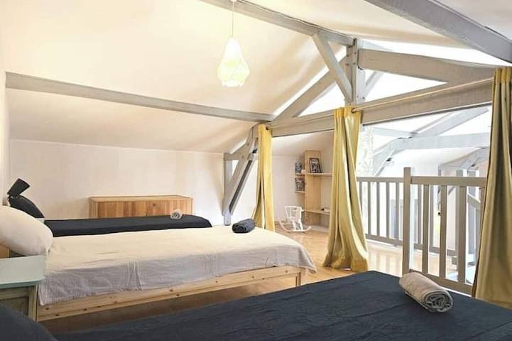 Location de vacances pour 16 personnes, avec piscine ainsi que terrasse et jardin à Orx - 4