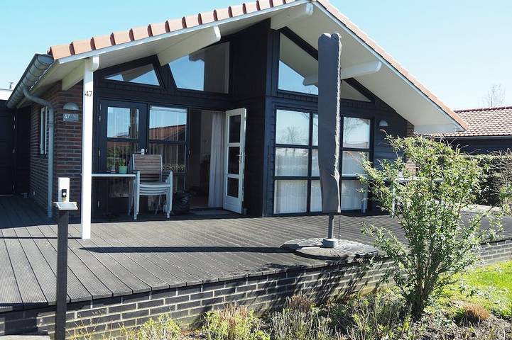 Ferienhaus für 4 Personen, mit Garten und Terrasse