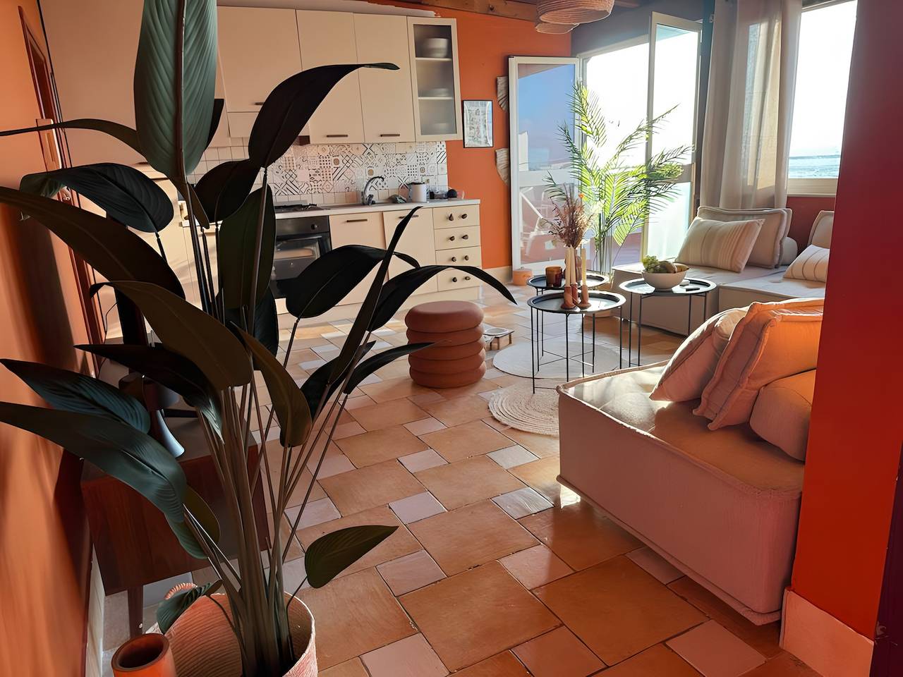 Apartamento entero, Ático 'Sunset Penthouse' con vistas al mar, Wi-Fi y aire acondicionado in Balestrate, Provincia de Palermo