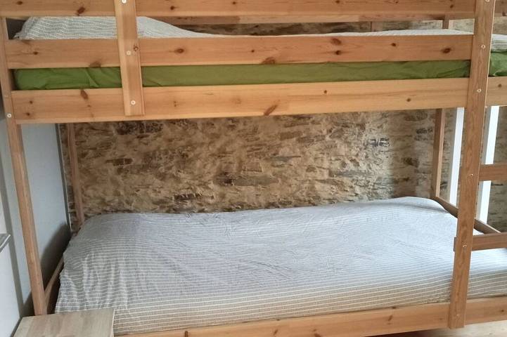 Gîte pour 12 personnes, avec jardin à Paredes - 4