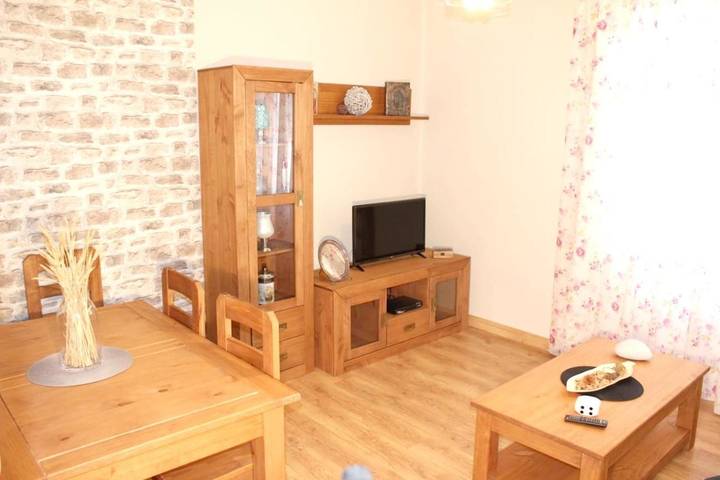 Apartamento para 9 personas, con jardín y terraza, Se admiten mascotas en Villanueva de los Infantes