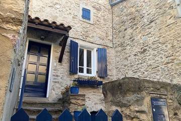 Gîte pour 9 personnes, avec terrasse à Olargues