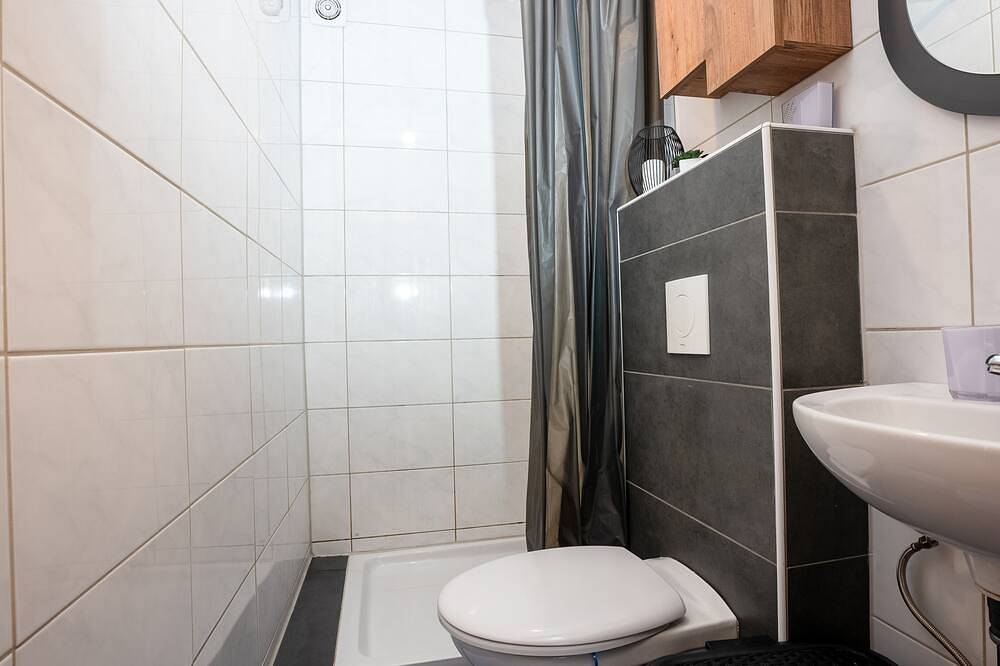 Ganze Wohnung, Serviceroom24 - Apartment 4 in Recklinghausen Hoch Wlan - Tv - 24-7 Check-in in Recklinghausen, Kreis Recklinghausen