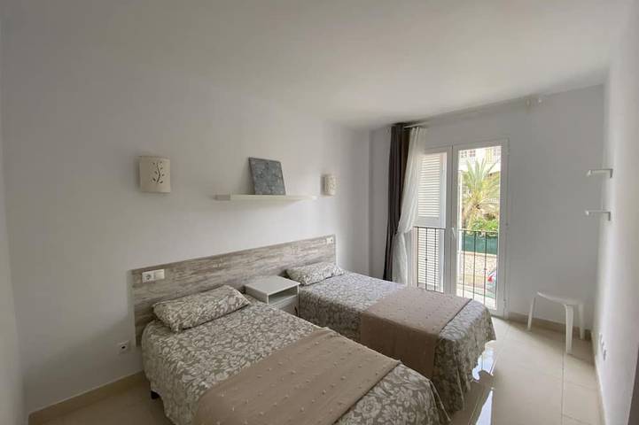 Ferienwohnung für 4 Personen, mit Balkon und Garten sowie Pool in Cala Bona - 4