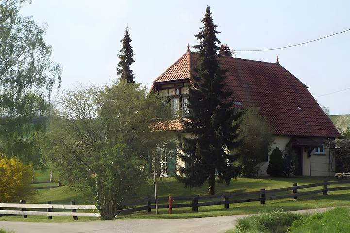 Location de vacances pour 6 personnes, avec jardin à Schnersheim