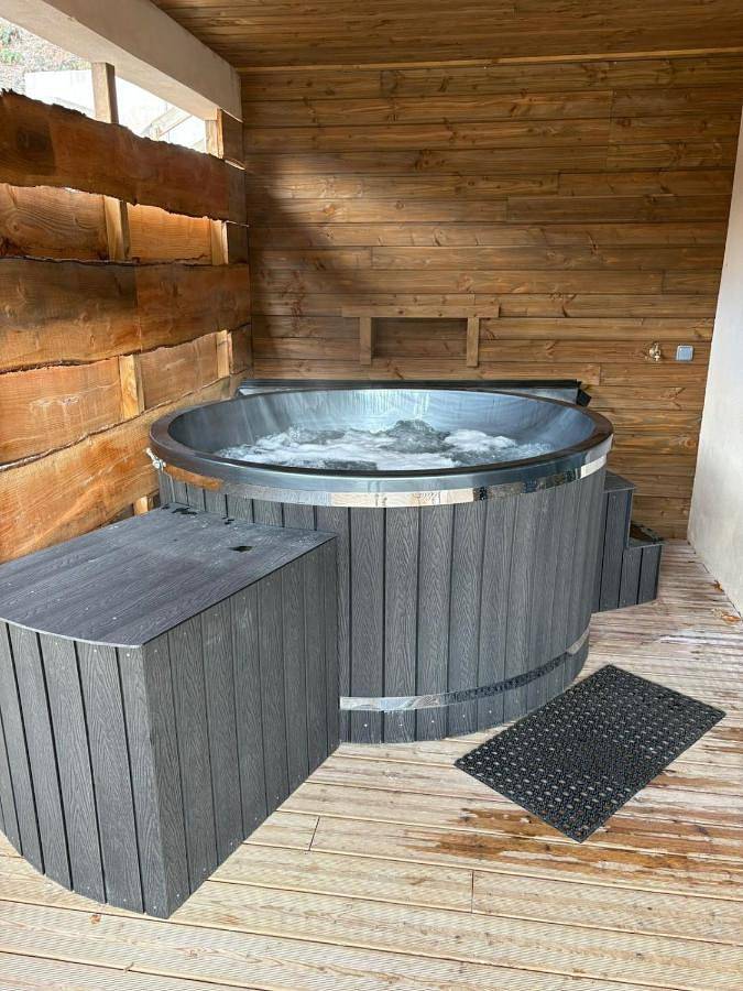 Chalet pour 2 personnes, avec Terrasse et Jacuzzi à Rochesson - 4