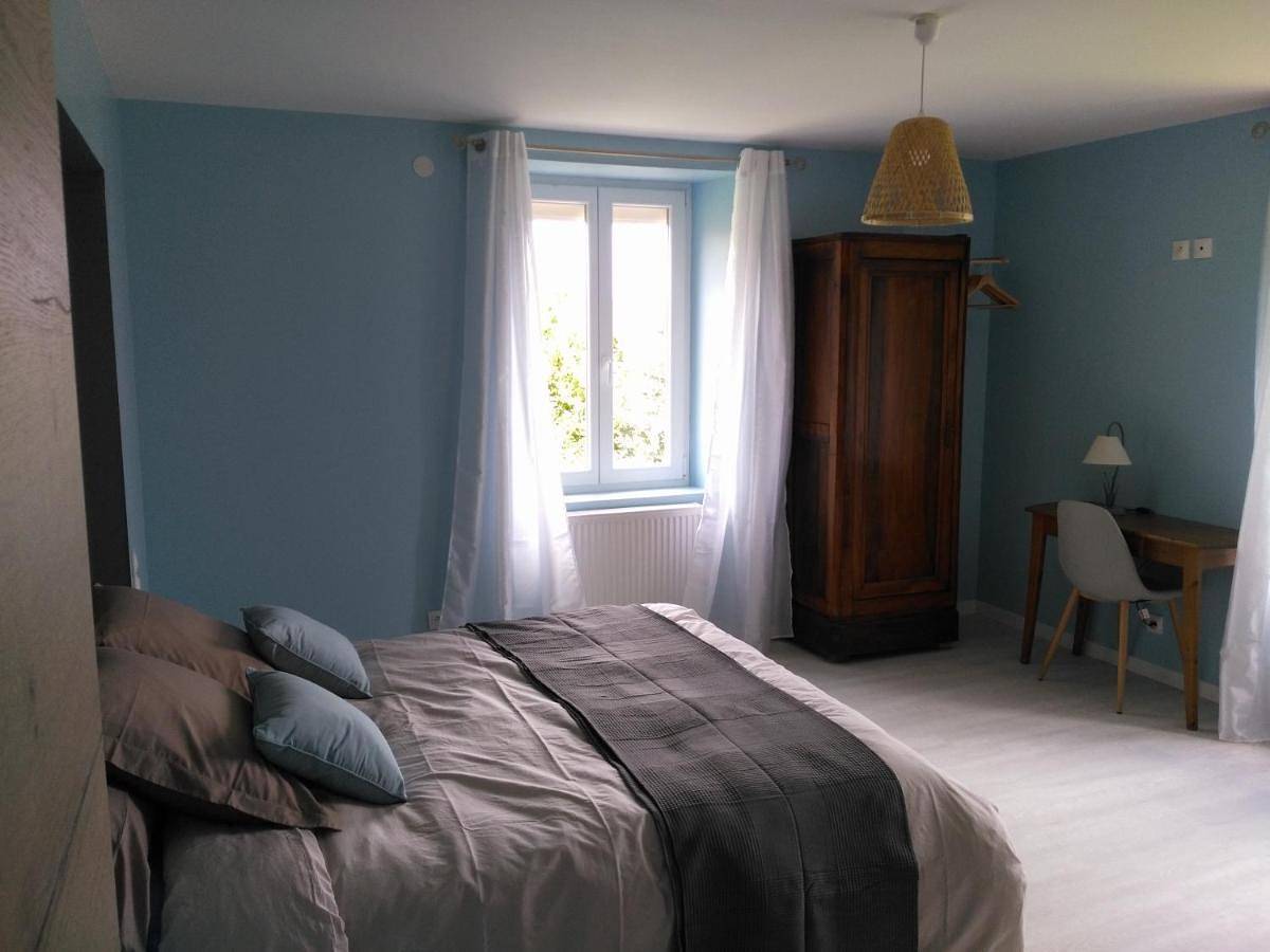 Double Room with Garden View in Lachapelle-sous-Chaux, Parc naturel régional des Ballons des Vosges