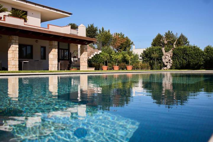 Chambre d’hôte pour 3 personnes, avec jardin ainsi que piscine et vue à Noci - 2