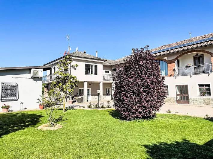 Ferienwohnung für 4 Personen, mit Terrasse und Pool im Piemont - 2