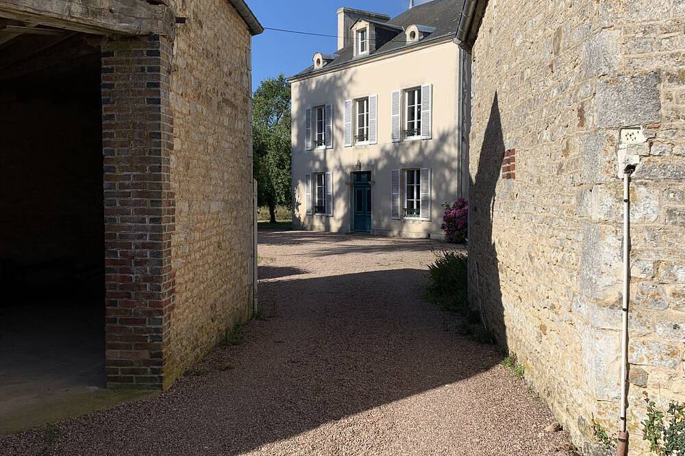 Beautiful old 5 bedroom family house in peaceful and tranquil location in Bazoches-au-Houlme, Argentan region