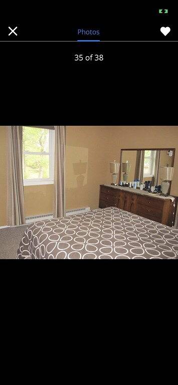 Charming home with lake views in Lake Gaston