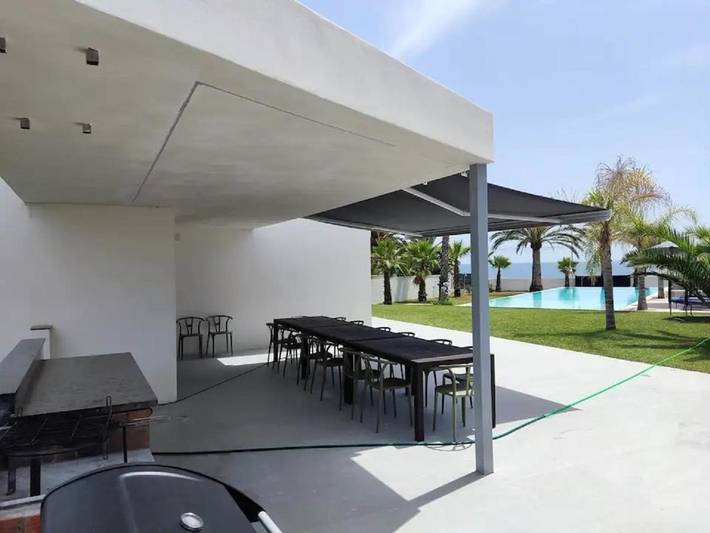 Casa rural para 16 personas, con jardín además de piscina y jacuzzi en Vinaroz - 2