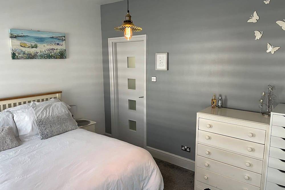 Stylish House in Exeter Nr Quay and City Centre in Exeter, Devon