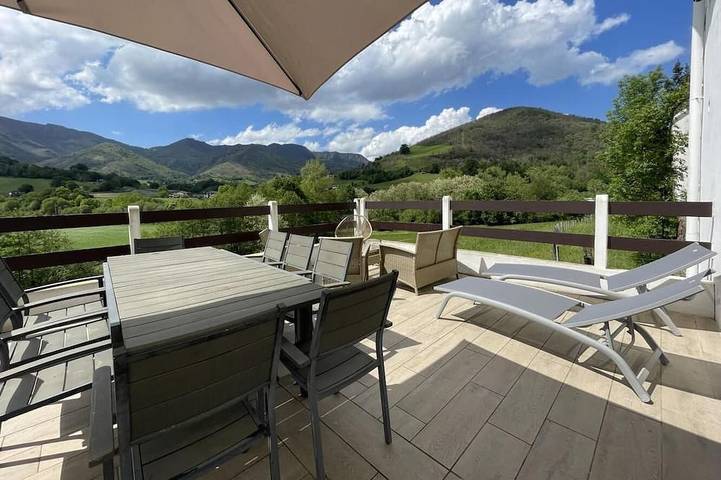 Maison de vacances pour 10 personnes, avec jardin et jacuzzi