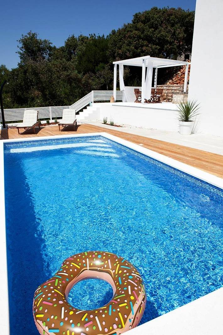 Villa pour 6 personnes, avec jardin ainsi que vue et piscine à Sali - 4