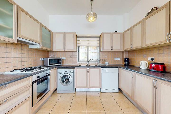 Ferienhaus für 6 Personen, mit Whirlpool und Terrasse sowie Garten und Kinderpool in Nordzypern - 4