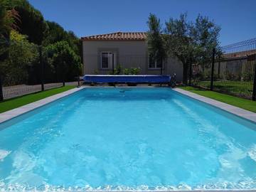 Gîte pour 2 personnes, avec jardin et piscine à Villemoustaussou