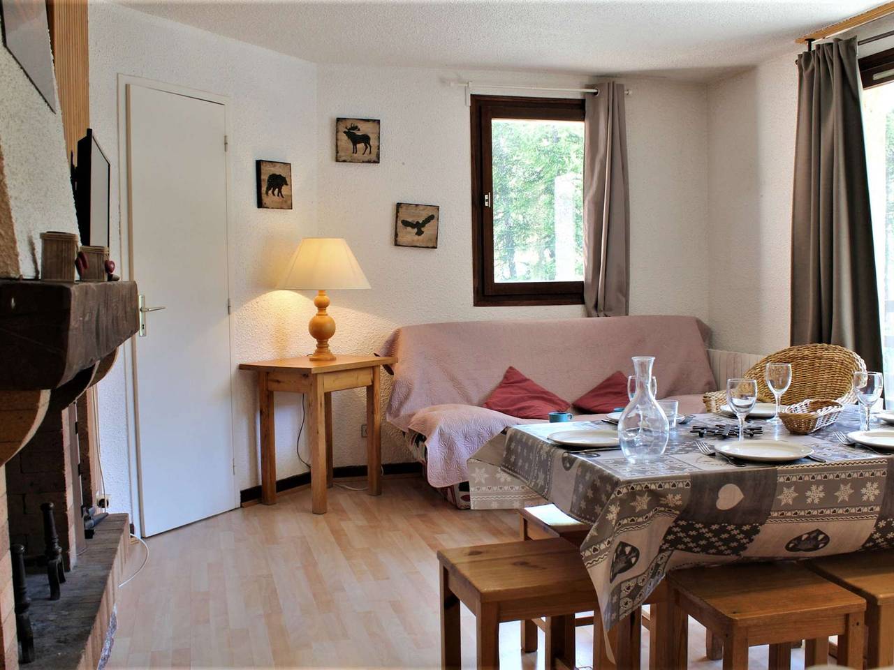 Appartement entier, Appartement 3 Pièces 6 couchages avec piscine, animaux admis à Risoul 1850 in Station de Risoul, Risoul