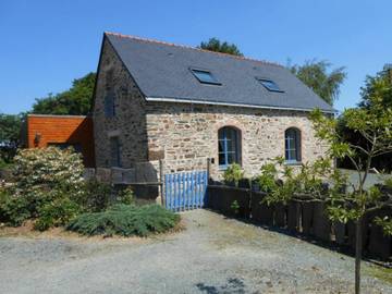 Gîte pour 6 personnes, avec jardin à Guémené-Penfao