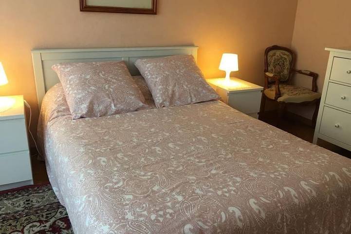 Appartement entier, Appartement Paisible en Bord de Cher, à 5 mn du Parc in Tours, Région de Tours