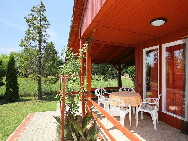 Rosso in Balatonmariafürdö, Plattensee Südufer