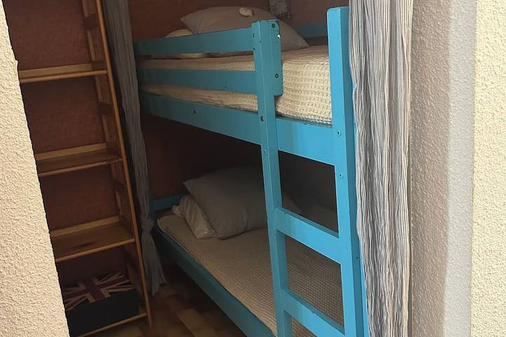 Gîte pour 4 personnes, avec piscine et balcon dans Plage de la Grande Conque - 2