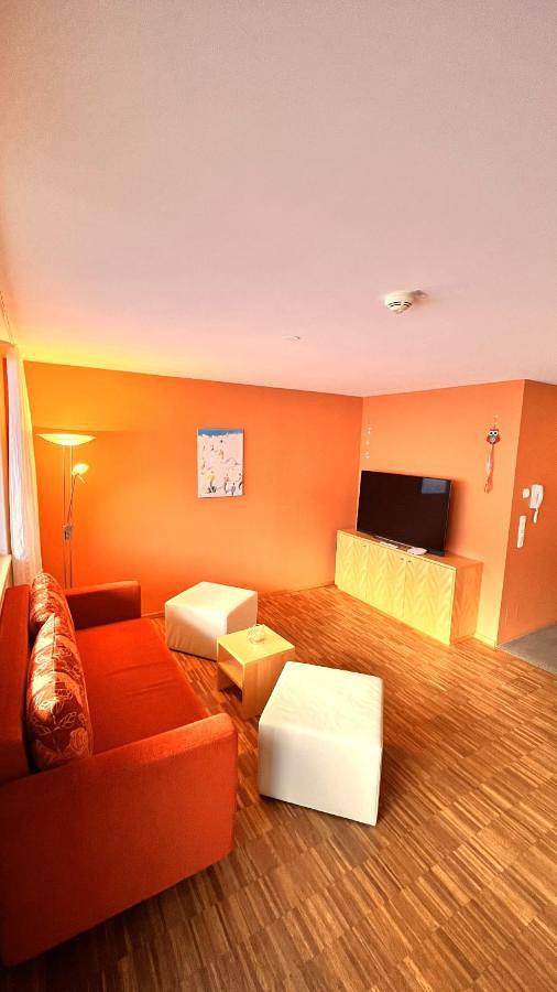 Ferienwohnung für 6 Personen, mit Balkon und Sauna sowie Ausblick in Warth - 4