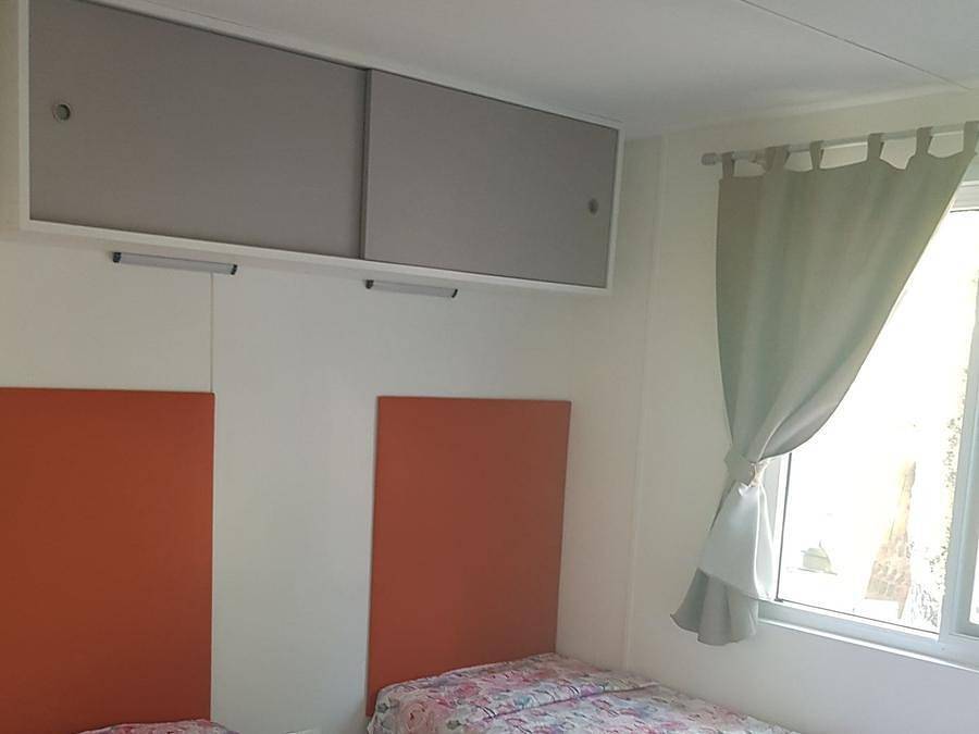 Camping Montorfano - Casa mobile 4 persone - Casa Mobile Comfort Con Due Bagni in Montorfano, Brianza