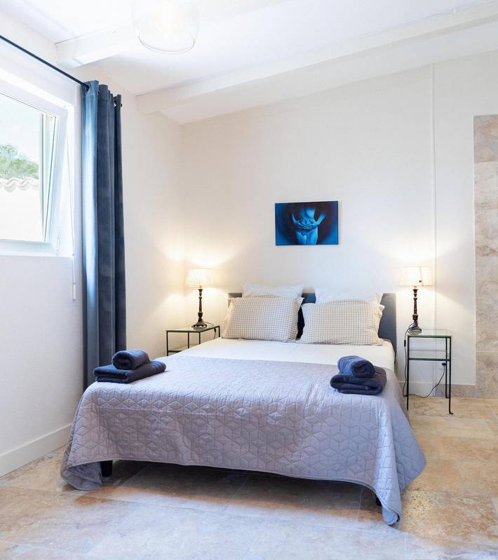 Gîte pour 2 personnes, avec Piscine à Siran - 3