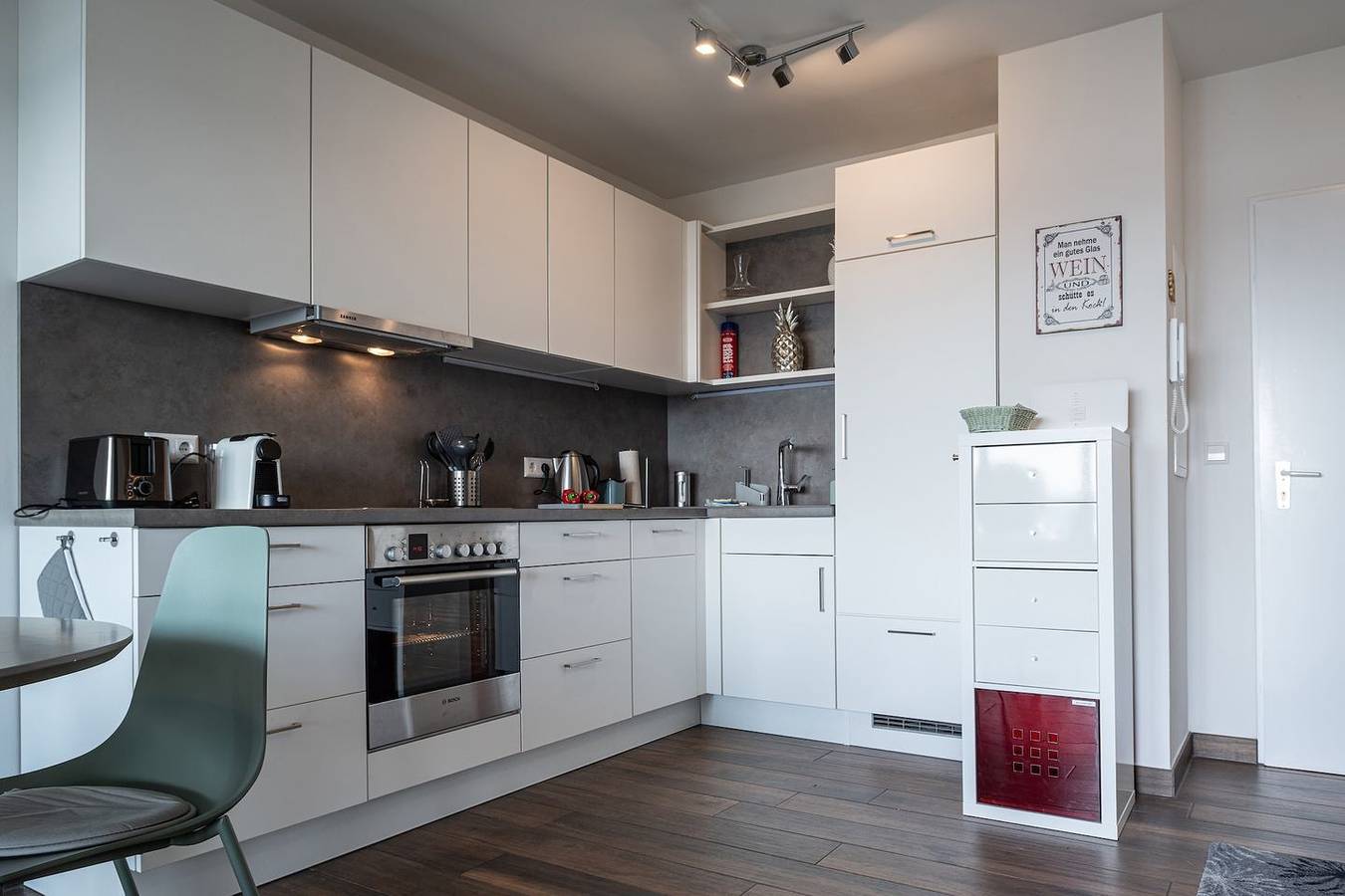 Ganze Wohnung, Ferienwohnung Seepanorama in Uhldingen-Mühlhofen mit Seeblick und Terrasse in Unteruhldingen, Uhldingen-Mühlhofen