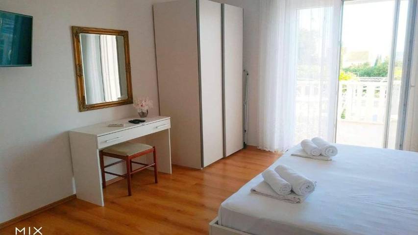 Holiday letting for 2 people, with balcony in Mlini